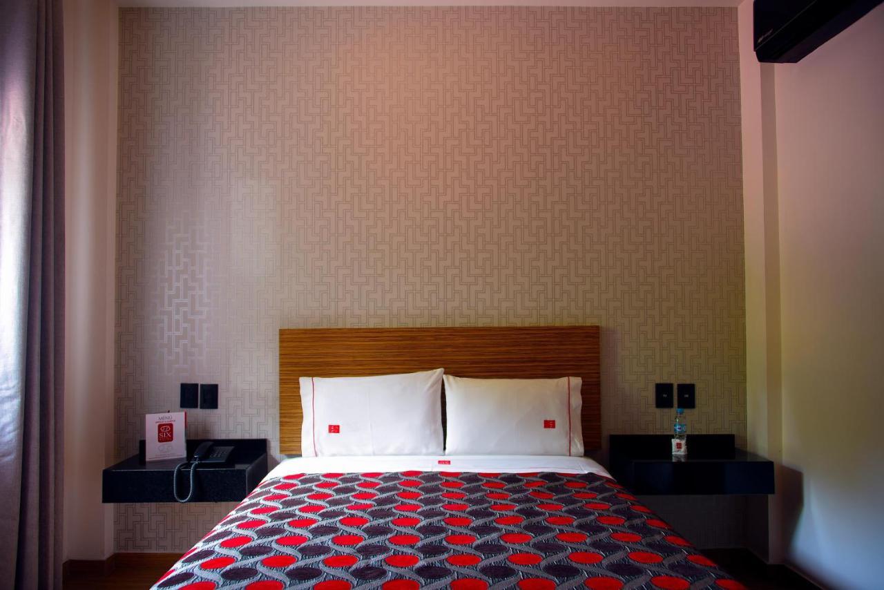 Six Hotel Guadalajara Expiatorio Dış mekan fotoğraf