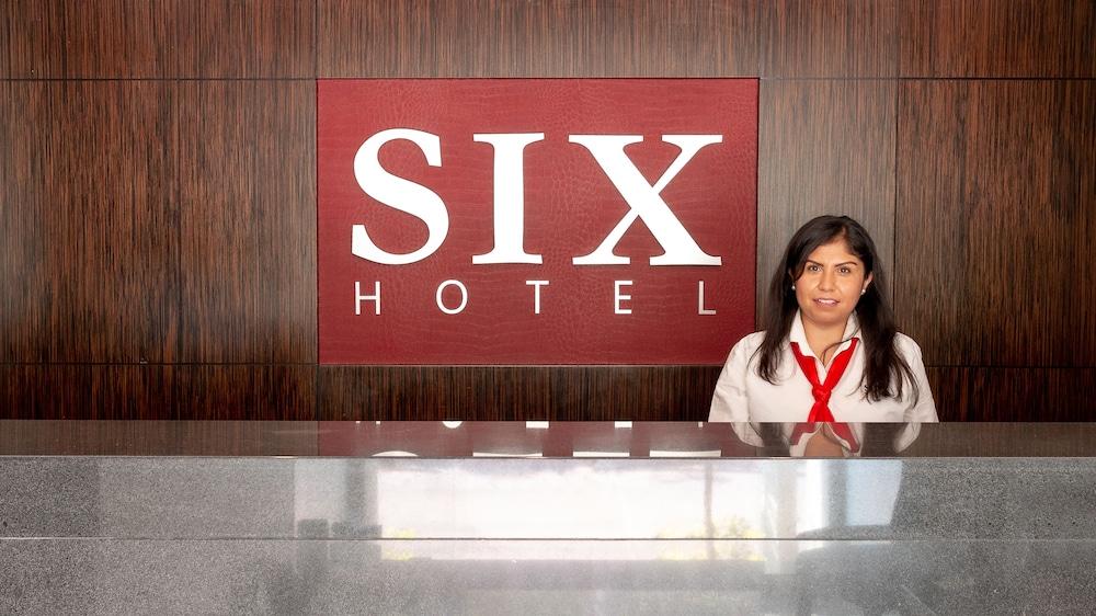 Six Hotel Guadalajara Expiatorio Dış mekan fotoğraf