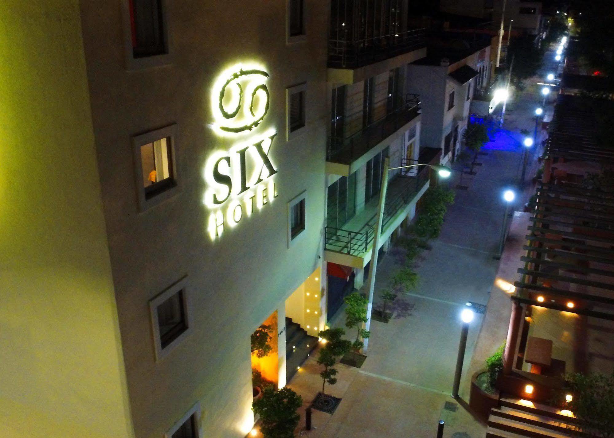 Six Hotel Guadalajara Expiatorio Dış mekan fotoğraf